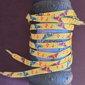 80s Vintage Novelty Sneaker and Music Note Print Shoe Laces